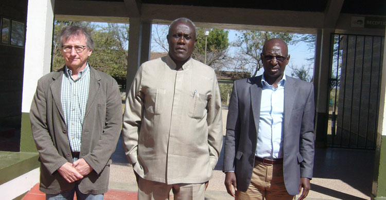 François Lamarque, Professor George E. Otianga-Owiti and Abdoulaye Ndiaye at the KWSTI © TSU