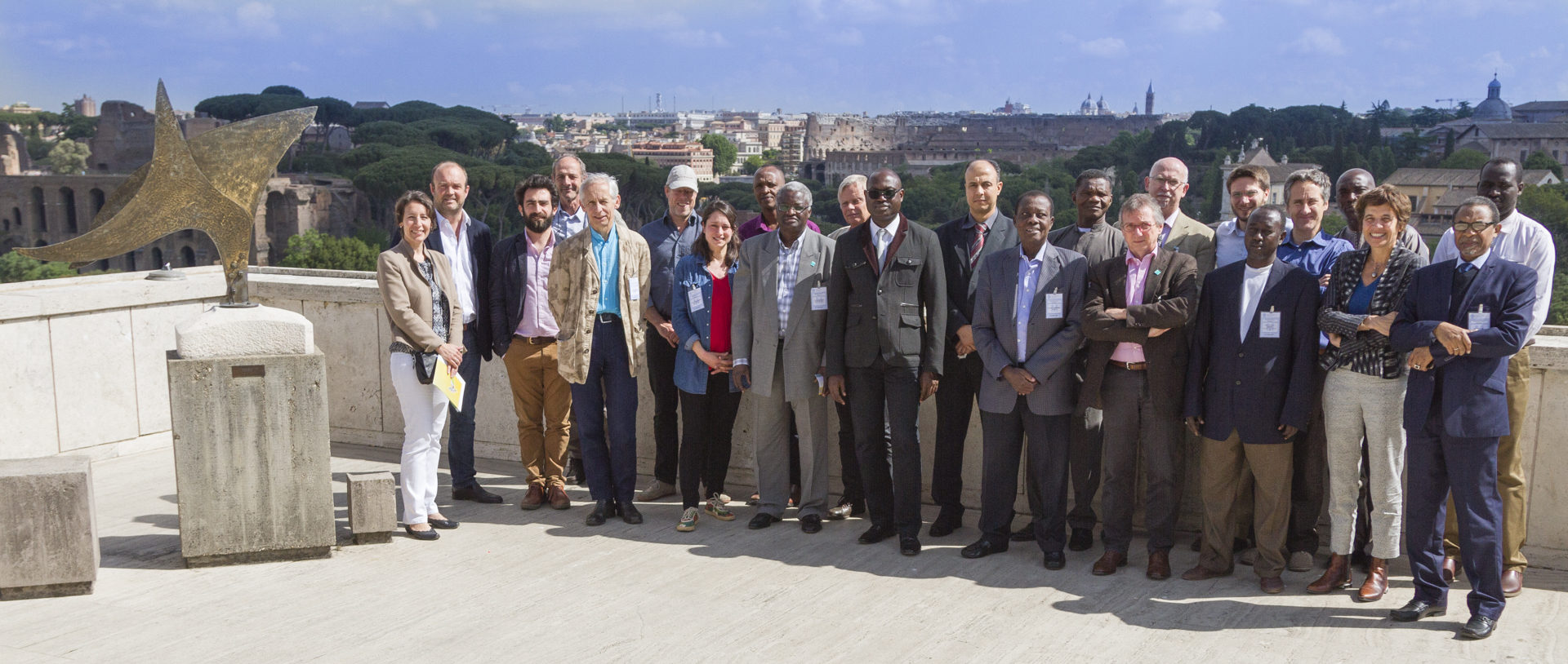 Meeting participants © Roberto Cenciarelli/FAO