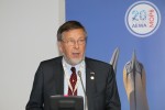 Gerard C. Boere, Honorary Patron of AEWA speaking at the 20th Anniversary celebration at AEWA MOP6 © IISD