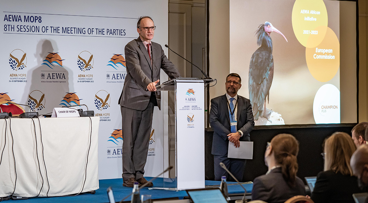 Joseph van der Stegen, Nature Unit at the DG Environment receiving the Champion Plus award on behalf of the European Commission on the final day of AEWA MOP8 in Budapest, Hungary - © CIC/Eszter Gordon